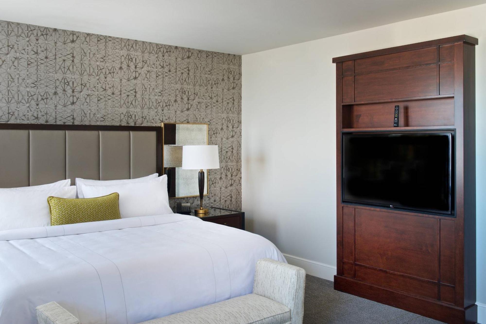 King Room,1634438981:JPEG